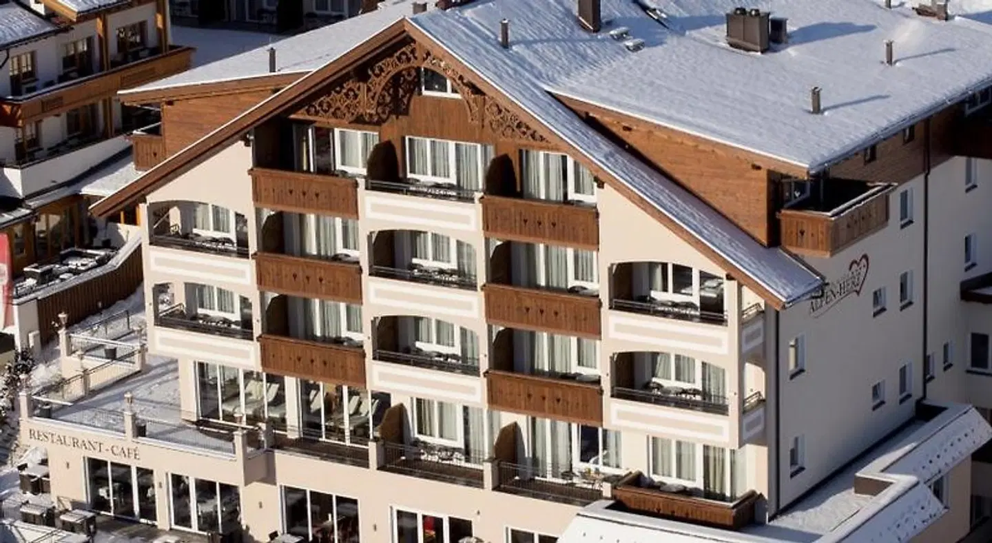 Alpen-Herz Romantik & Spa EXTERIOR