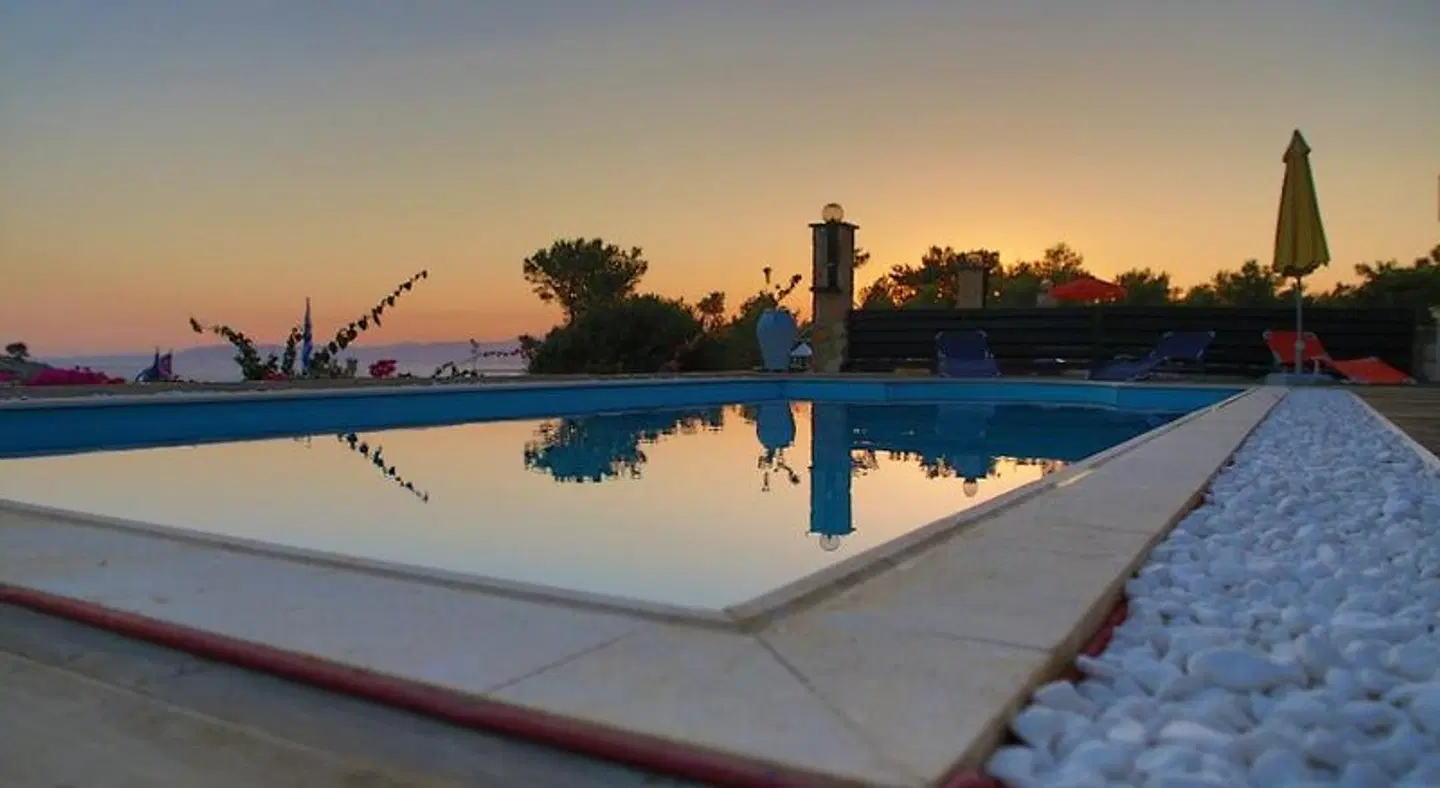 Spilia Bay Villas OUTDOOR_POOL