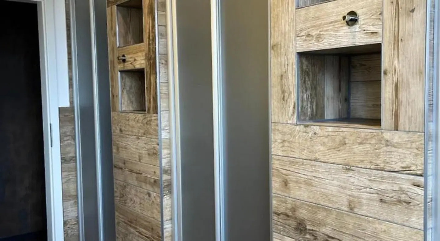 Blue Doors Hostel KTV Badezimmer