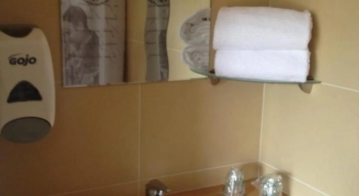 Hôtel Acajou Badezimmer