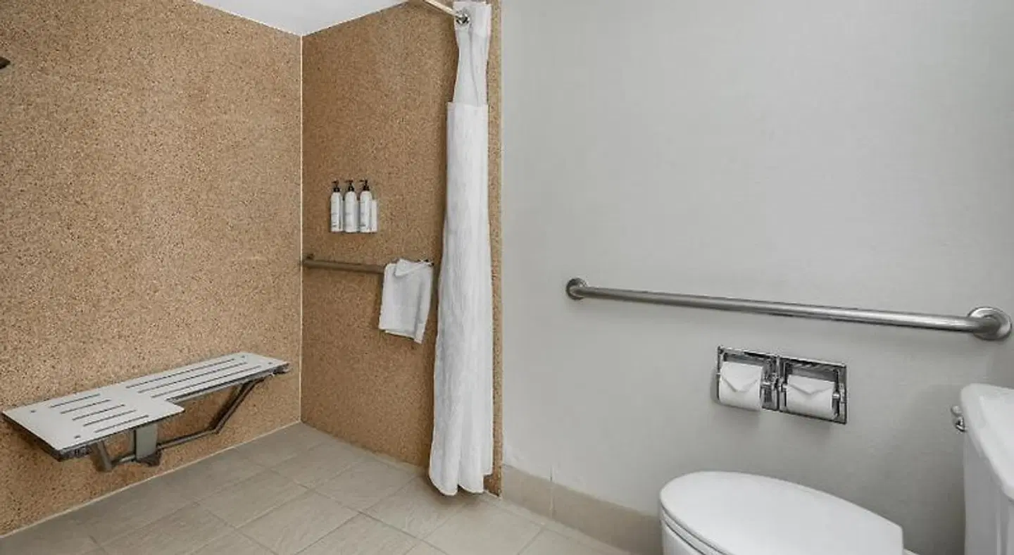 Fairfield Inn & Suites Anaheim Buena Park/Disney North Badezimmer