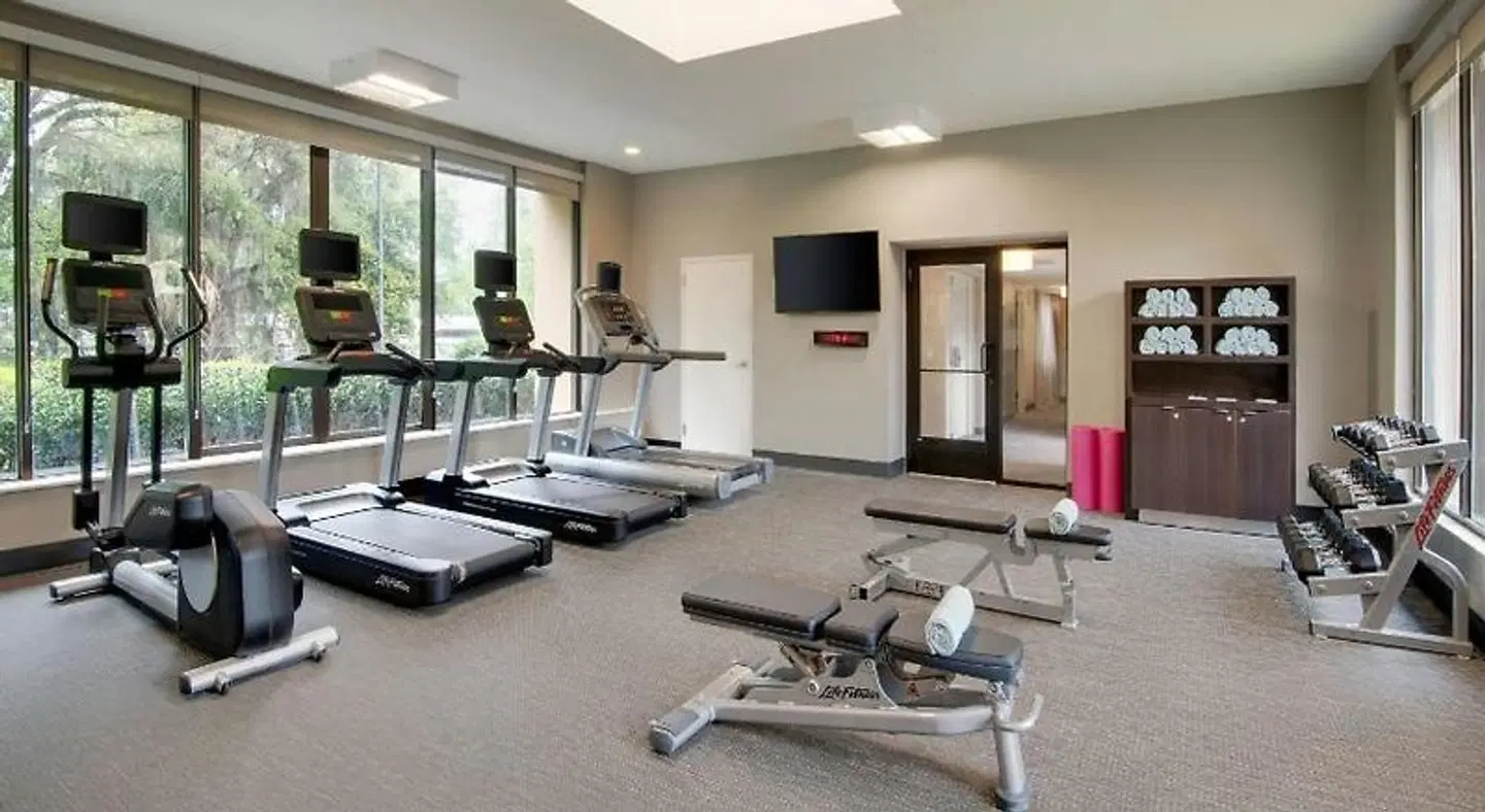 Courtyard by Marriott Savannah Midtown SPORTS_AND_LEISURE