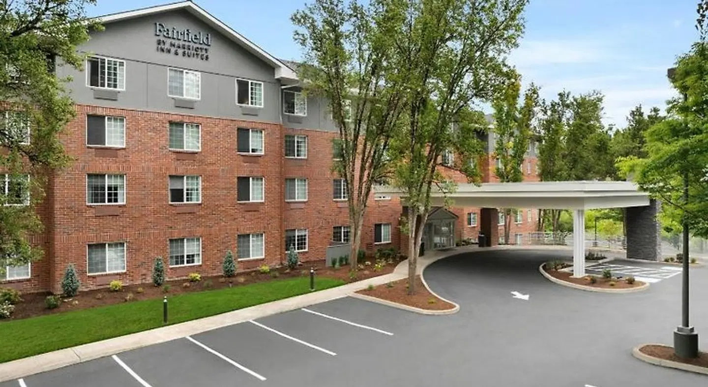 Fairfield Inn & Suites by Marriott Portland South/Lake Oswego EXTERIOR