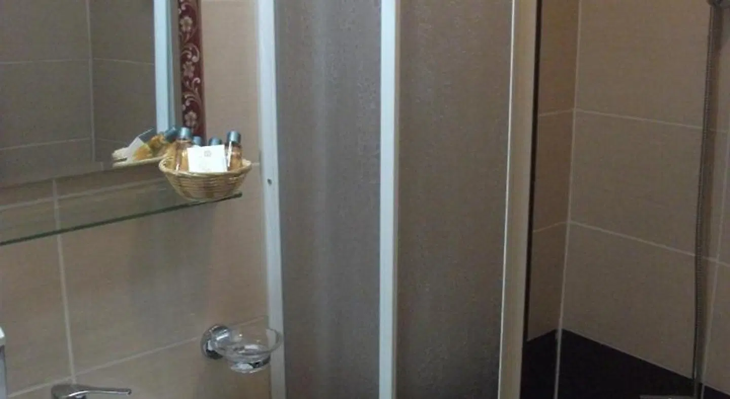 Arife Sultan Hotel Badezimmer