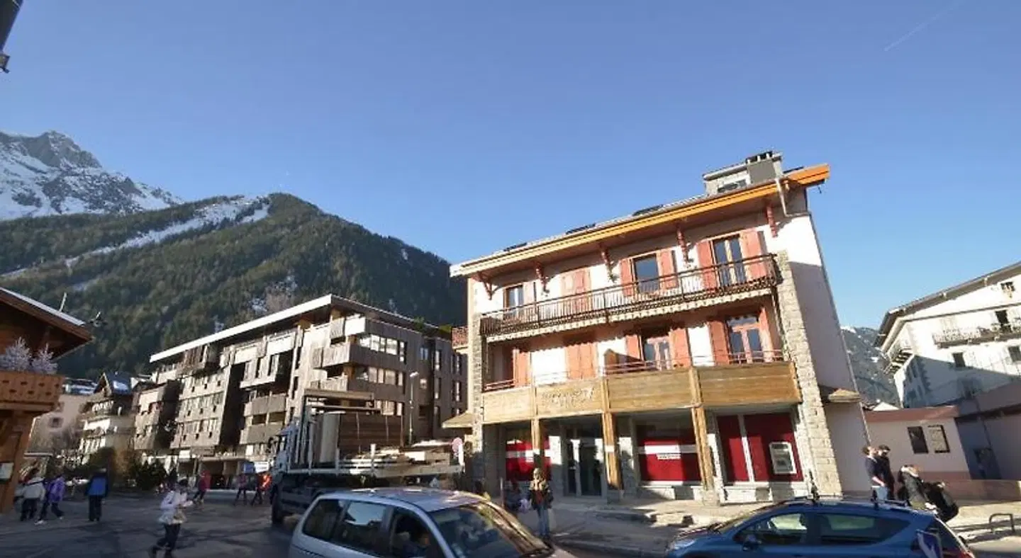 de L'Arve EXTERIOR