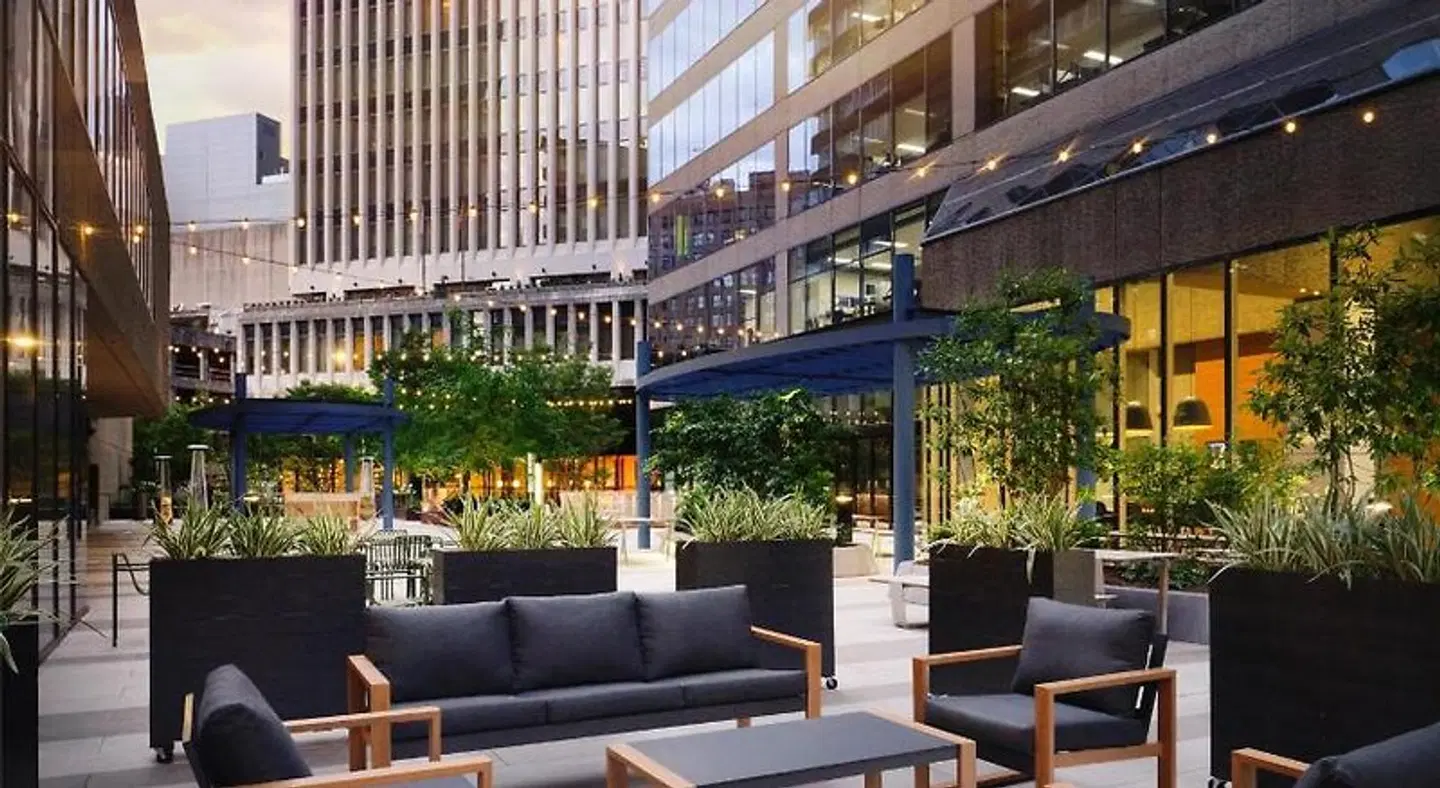 DoubleTree by Hilton Downtown Nashville Terrasse