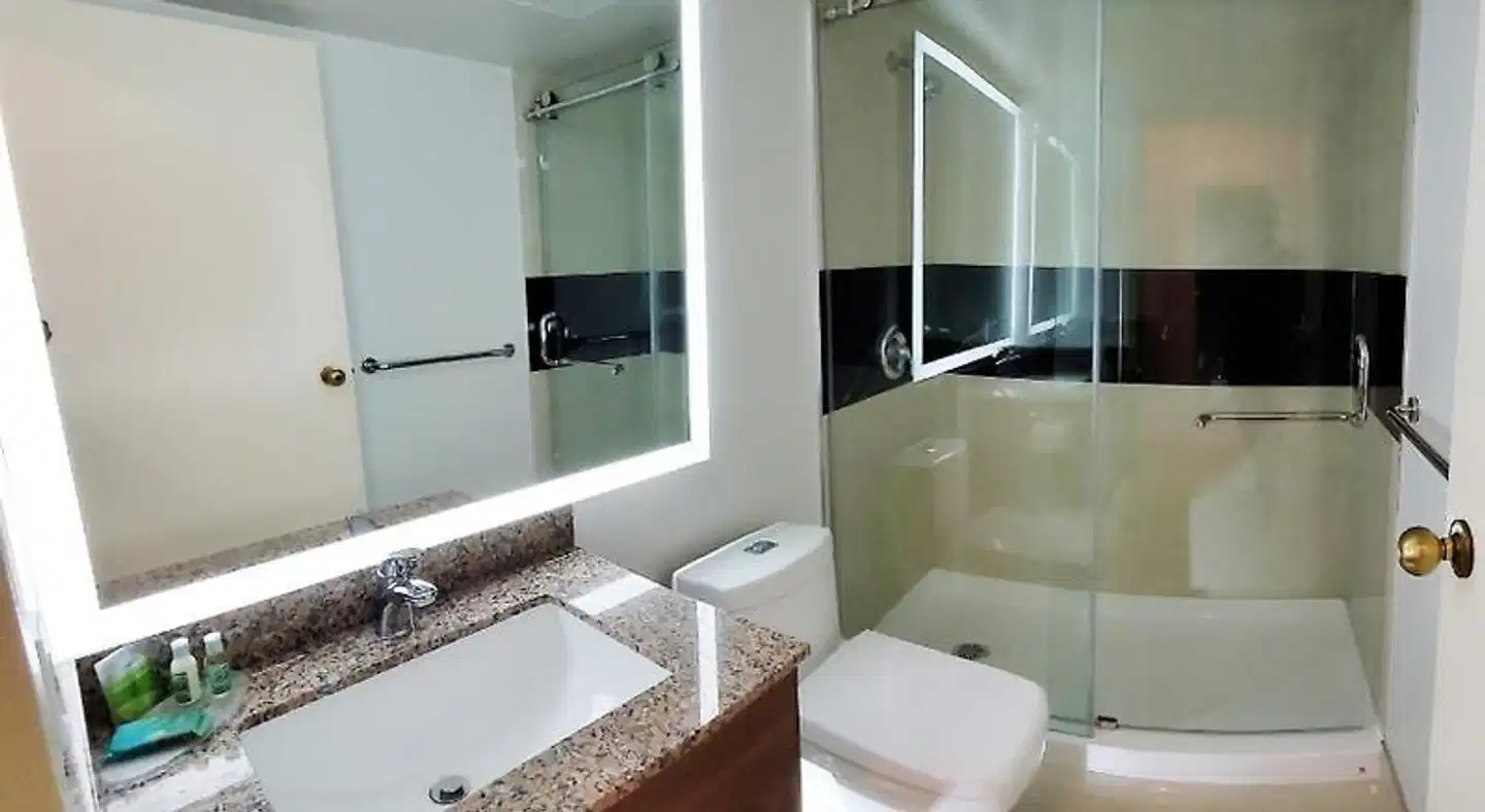 Ramada by Wyndham Miramichi New Brunswick Badezimmer