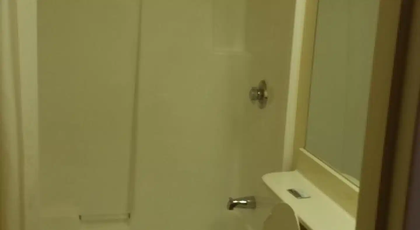 Ramada by Wyndham Miramichi New Brunswick Badezimmer