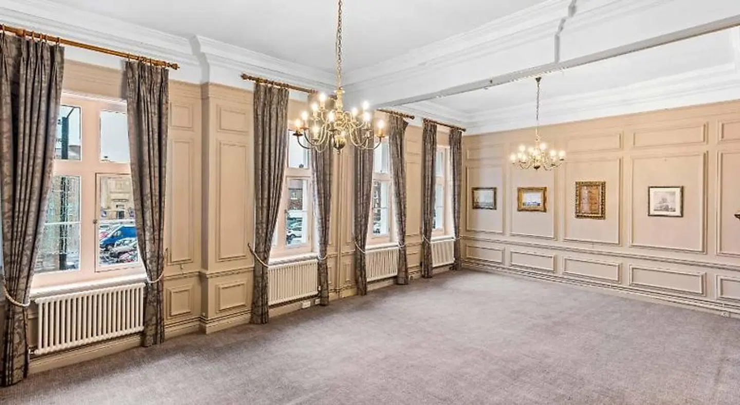 Legacy Dukes Head LOUNGE_LOBBY
