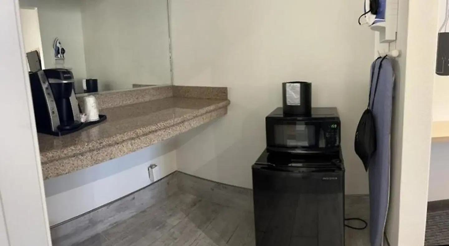 Ocean Palms Motel ROOM_EXAMPLE