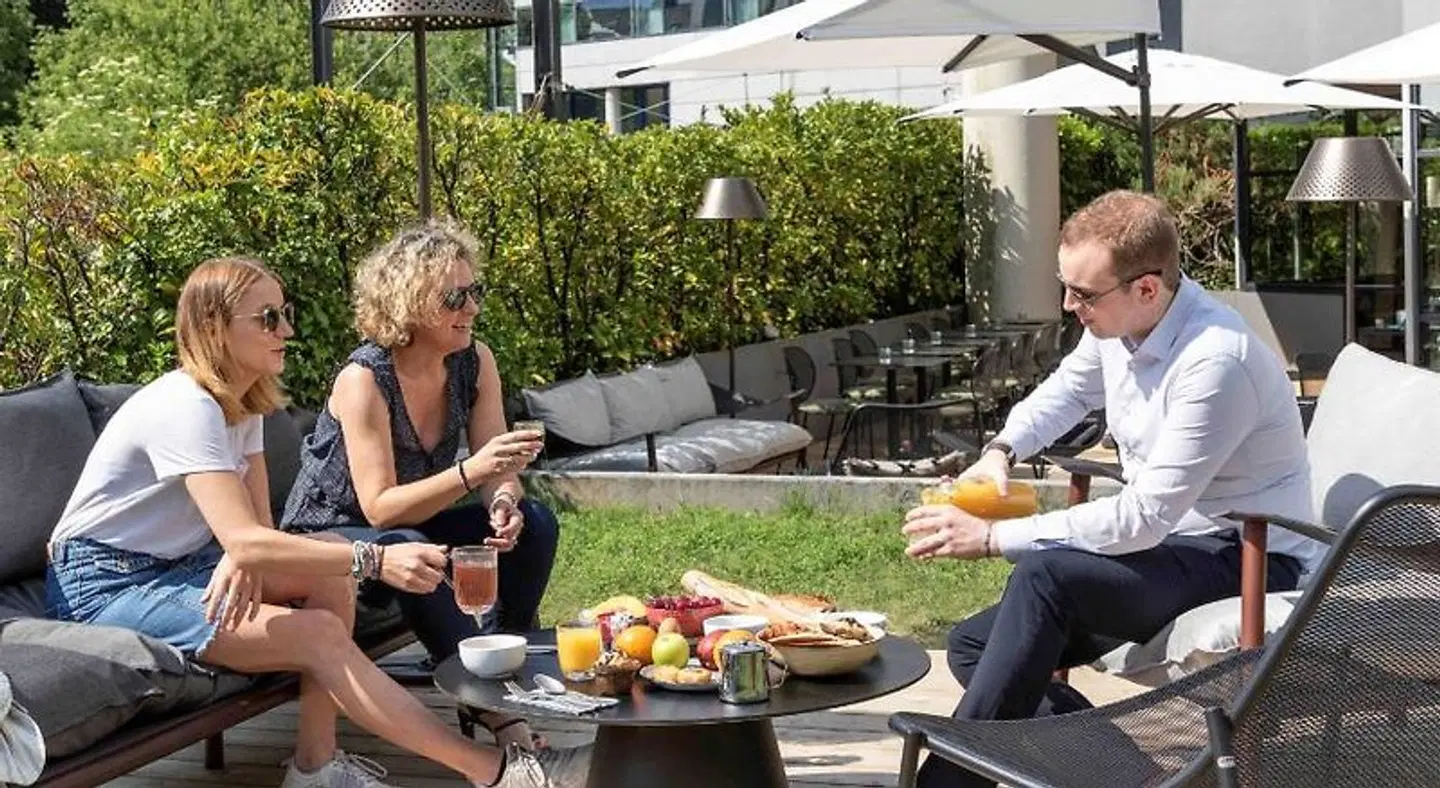 Novotel Annecy Centre Hotel PEOPLE