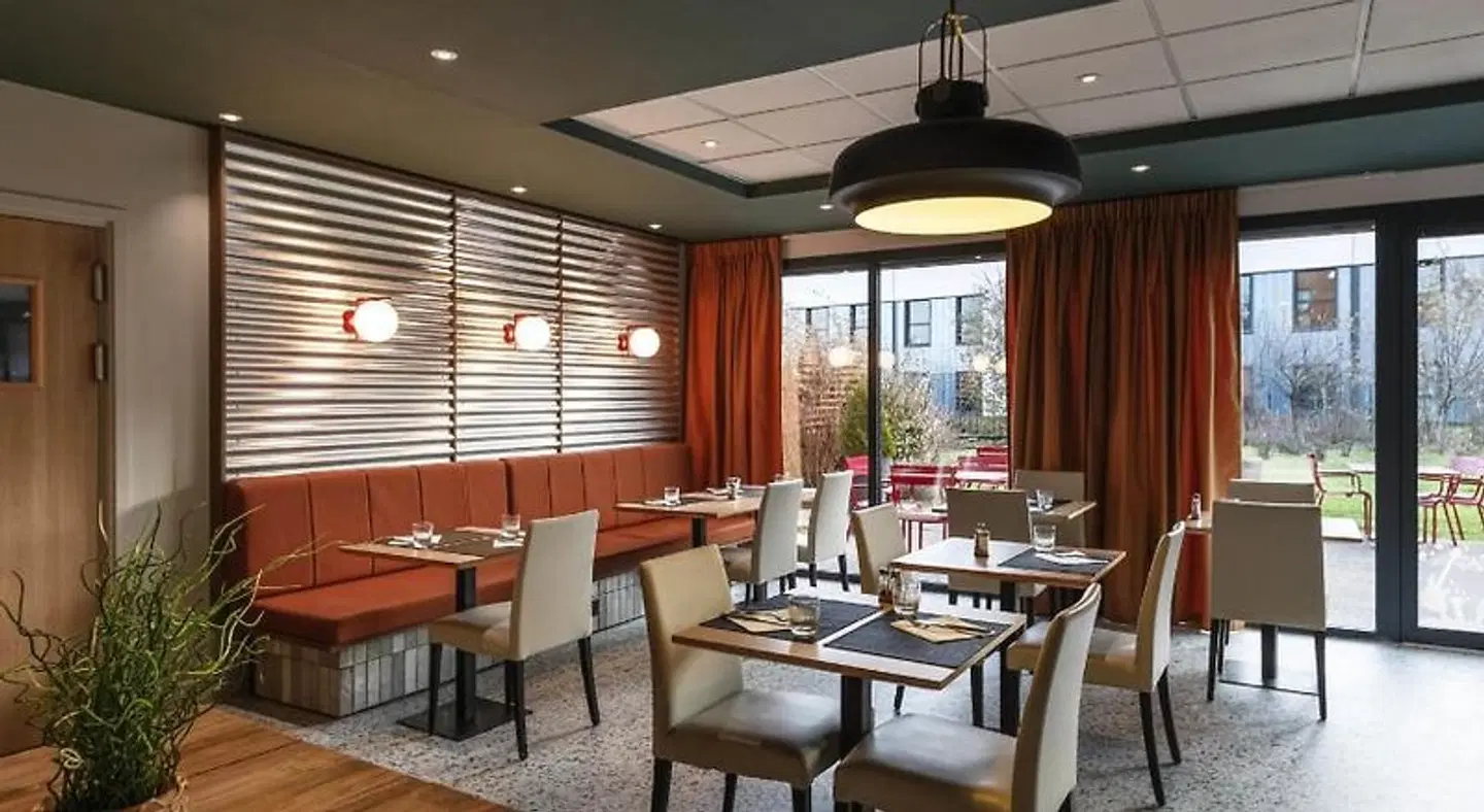 Kyriad Lyon Est - Meyzieu ZI - Aéroport Restaurant