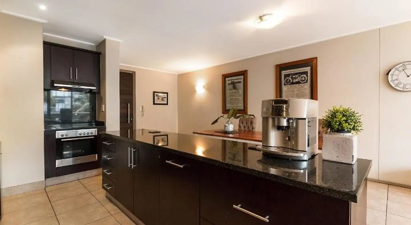 Point Waterfront Apartments ROOM_EXAMPLE