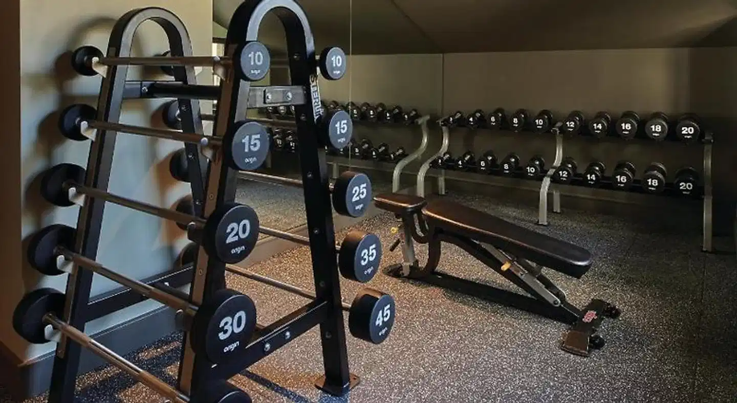 Kimpton Charlotte Square Sport und Entertainment