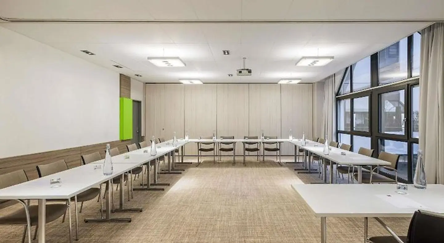 ibis Lausanne Crissier Konferenz