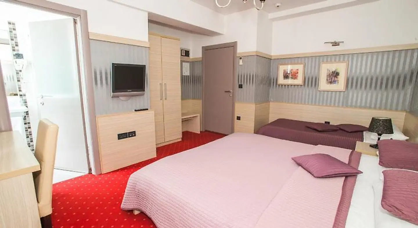 Galija ROOM_EXAMPLE