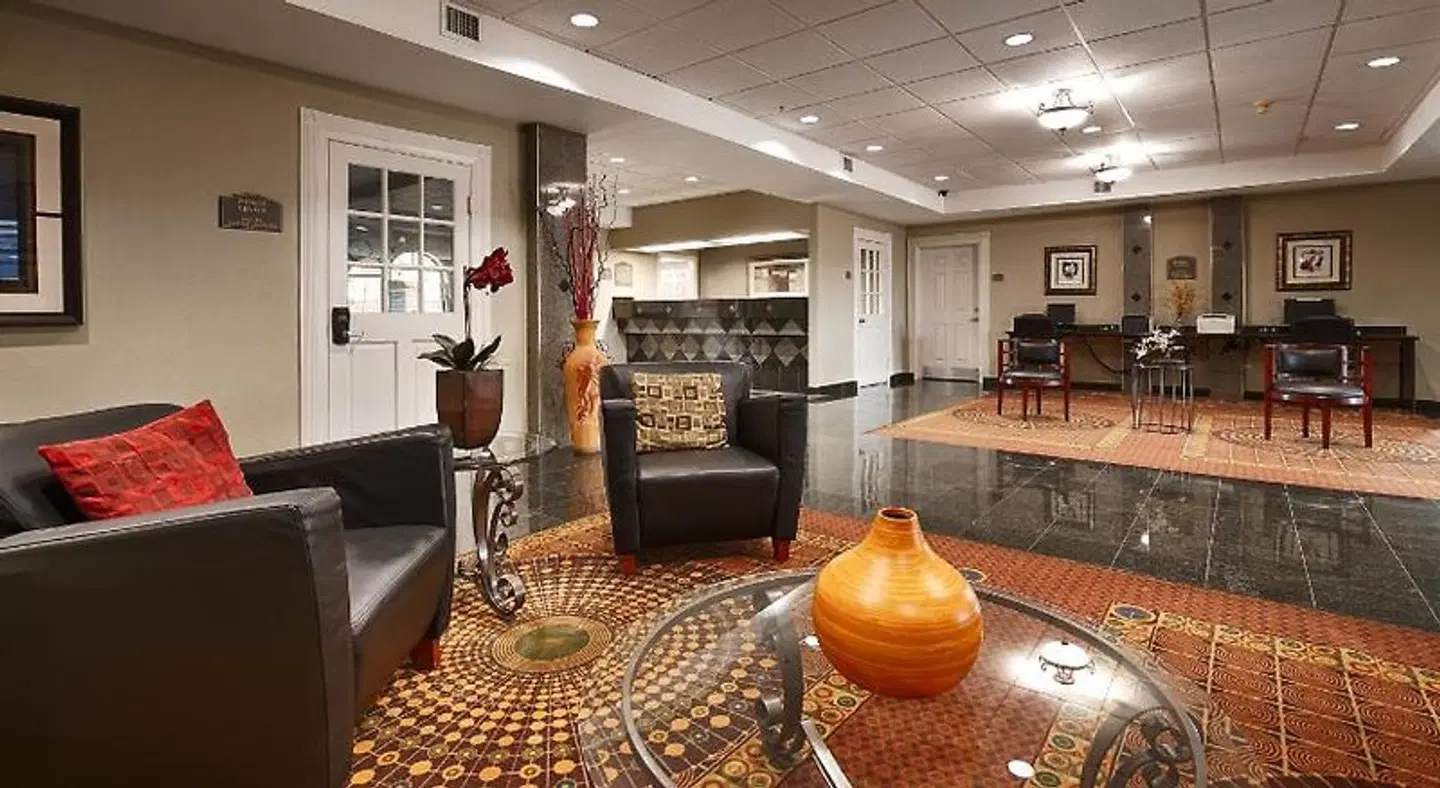 Best Western Heritage Inn Lobby