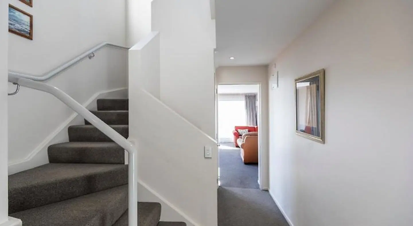 Quest Cathedral Junction ROOM_EXAMPLE