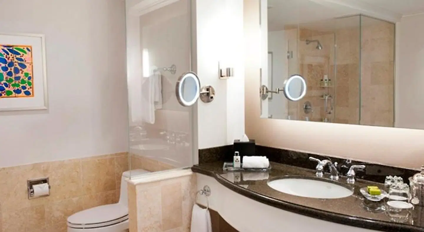 InterContinental Cleveland by IHG Badezimmer