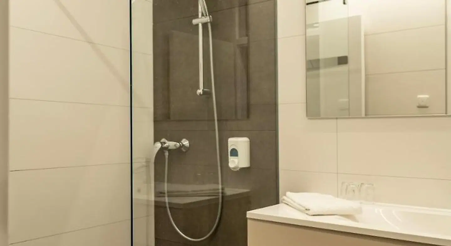 Hotel Lokomotive Badezimmer