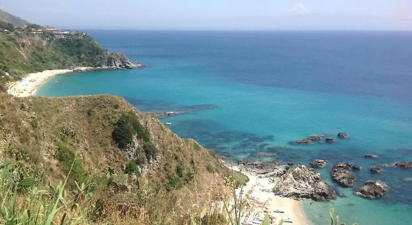 Blue Bay Resort LANDSCAPE