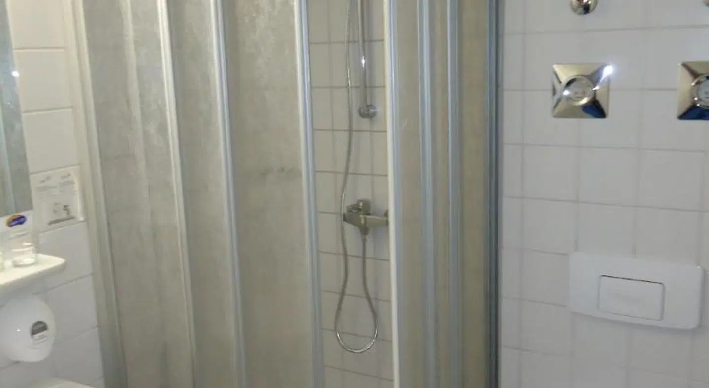 sleep & go Magdeburg Badezimmer