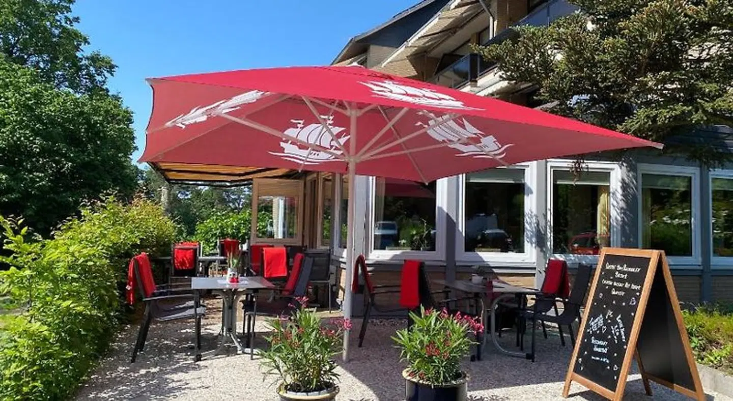 Sonnenhügel Terrasse