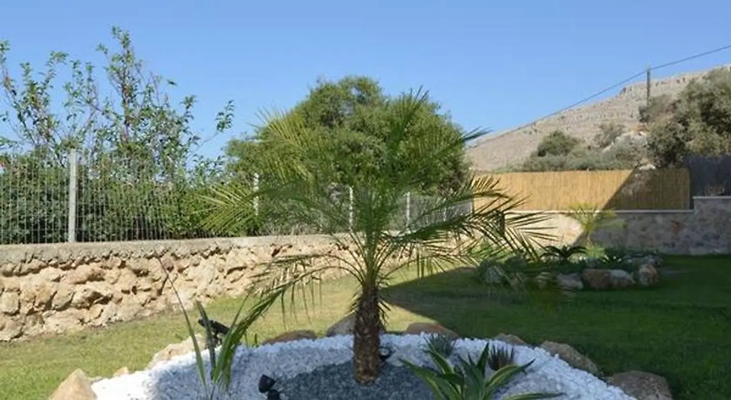 Golden View Studios Strand
