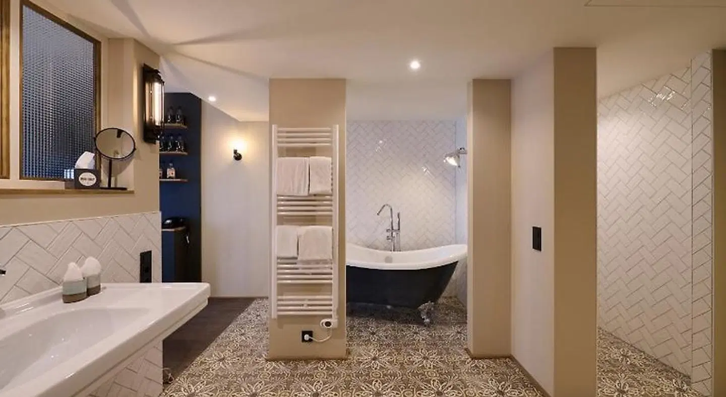 Papa Rhein Hotel & Spa Badezimmer