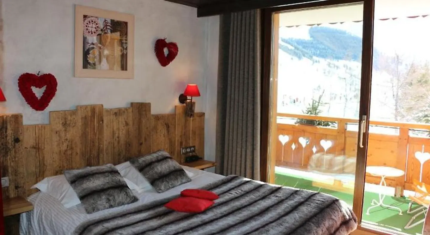 Cote Brune ROOM_EXAMPLE