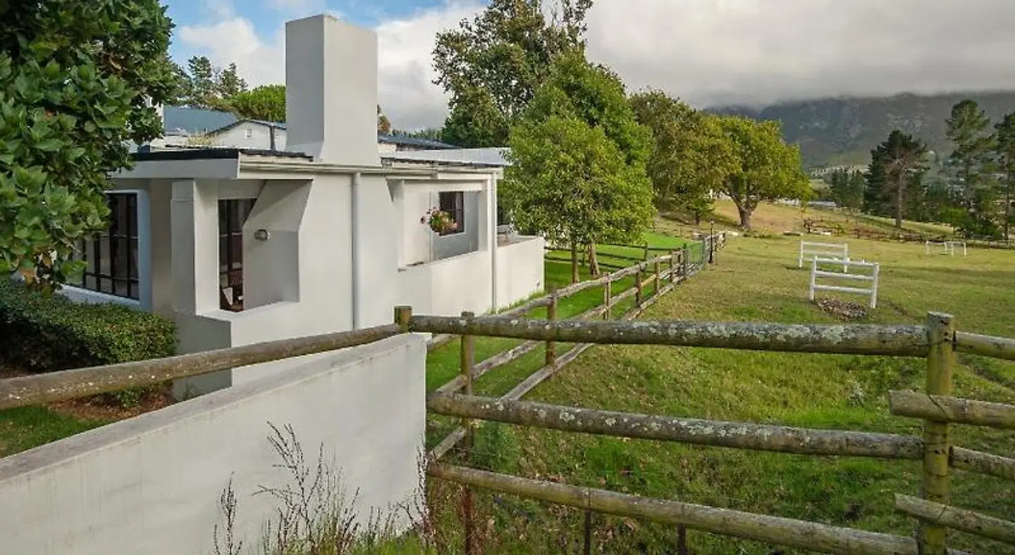 High Season Farm Self Catering Cottages Terrasse