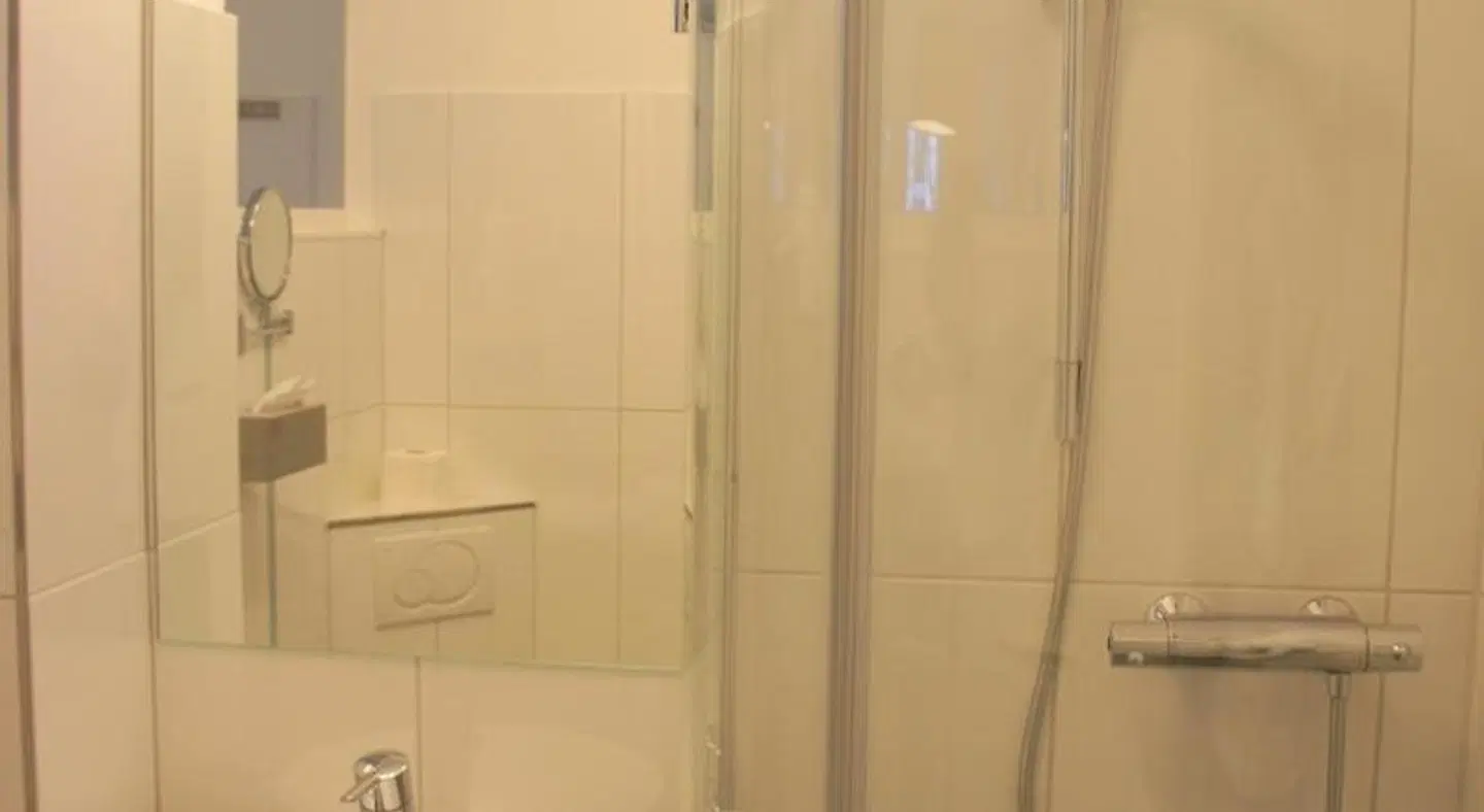 Hotel 1690 Badezimmer