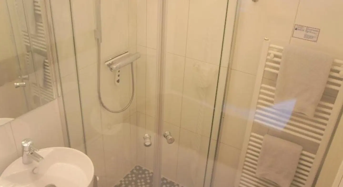 Hotel 1690 Badezimmer