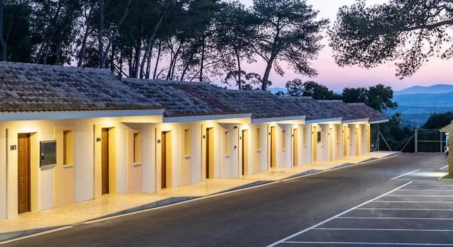 Admiral Lodge EXTERIOR
