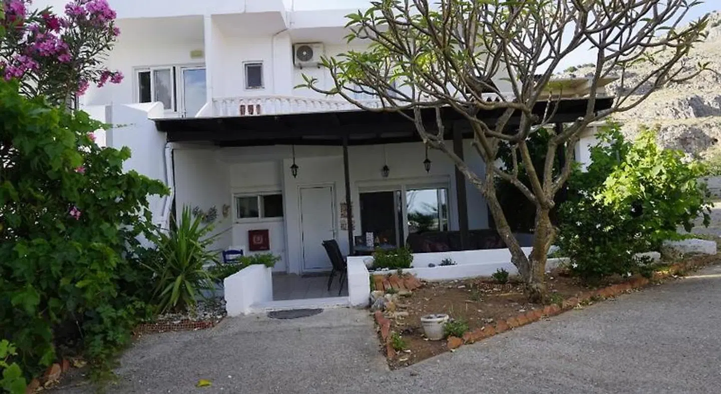 Nicholas Beach Studios EXTERIOR