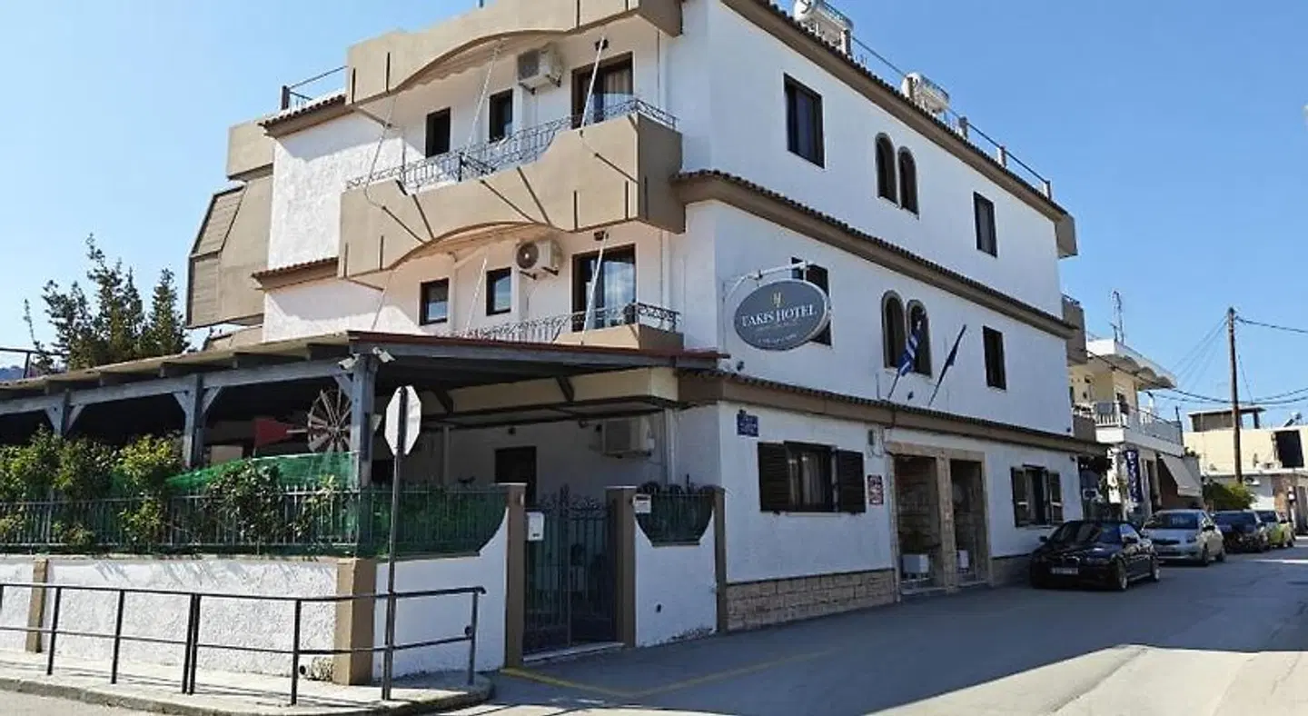 Takis Hotel Apartments EXTERIOR