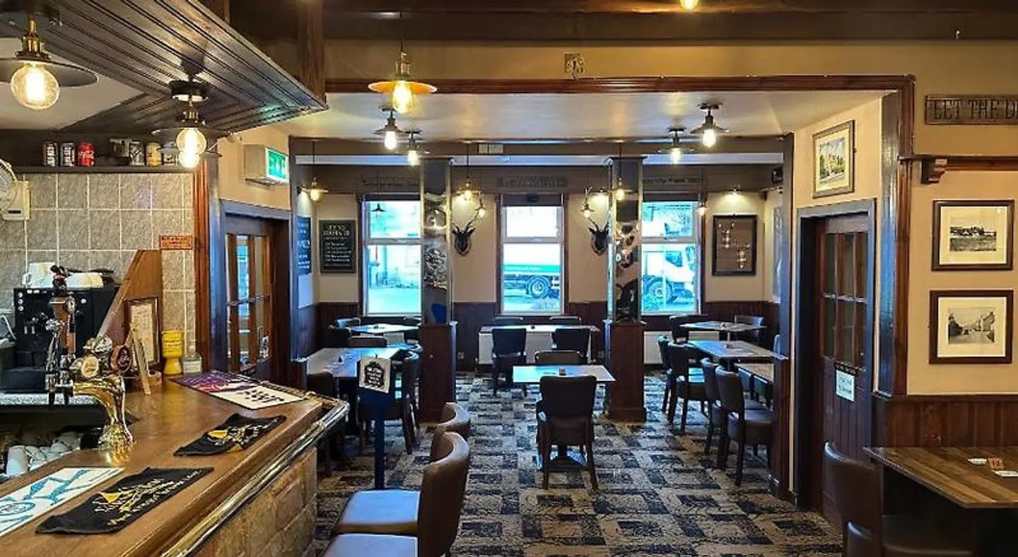 The Glen Hotel Bar