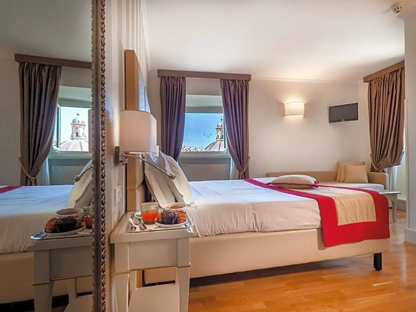 Dei Priori ROOM_EXAMPLE