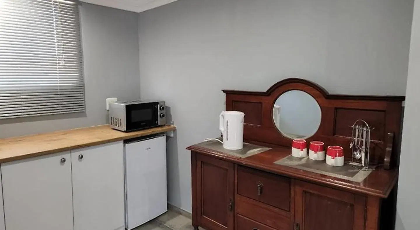Graceland Guest House ROOM_EXAMPLE