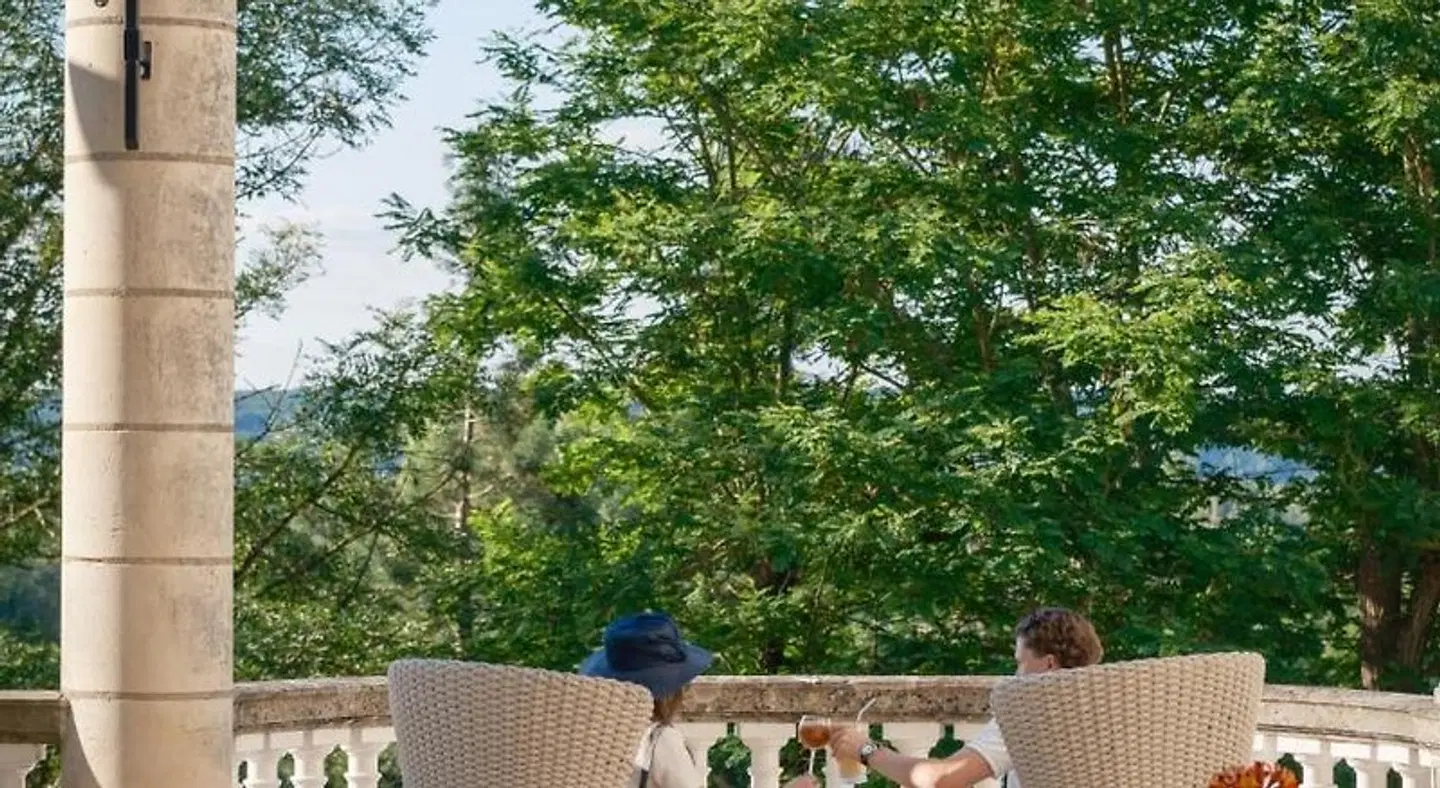 Chateau De Rochecotte Terrasse
