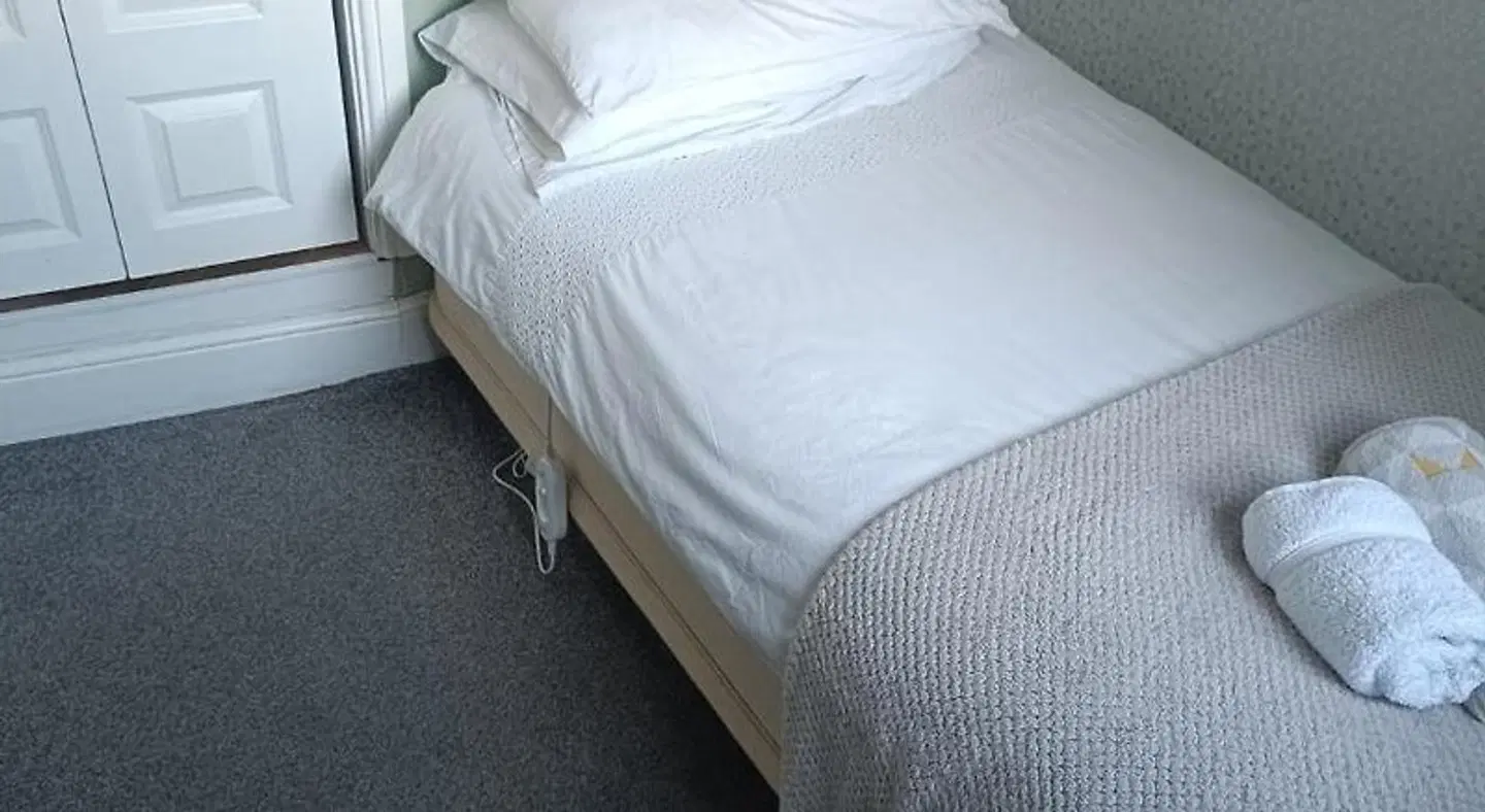 The Blue Mantle ROOM_EXAMPLE