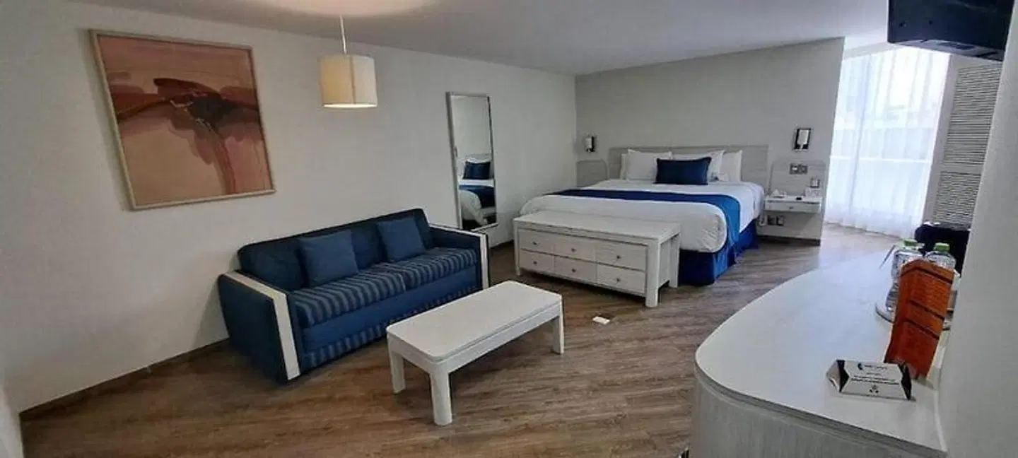 Century Zona Rosa ROOM_EXAMPLE