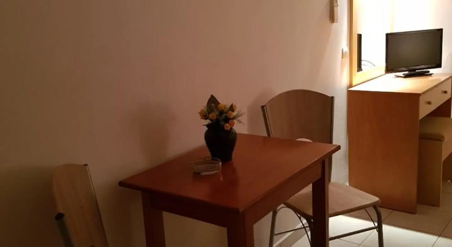 Johnhara Studios & Apartments ROOM_EXAMPLE