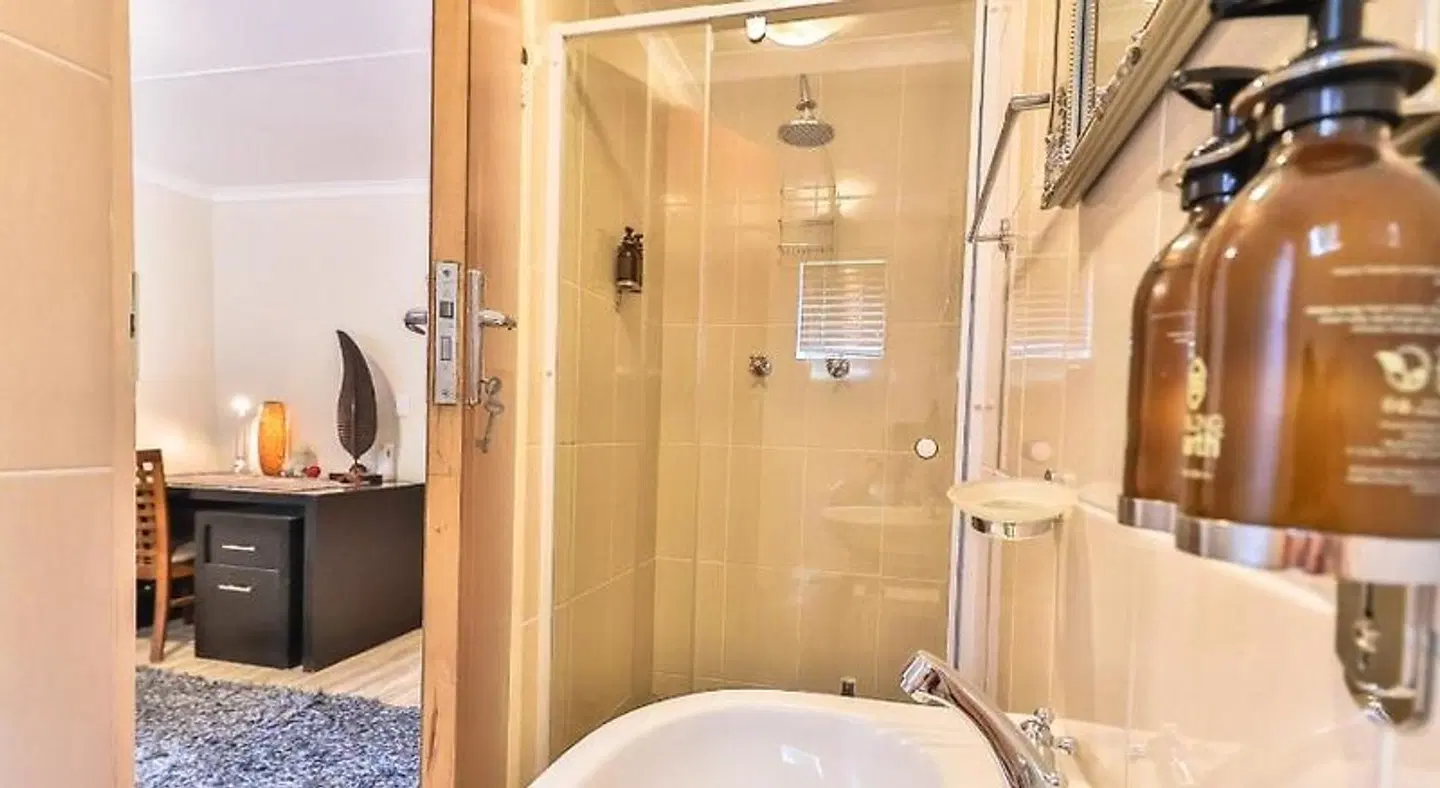 Cinzaco Dullstroom Badezimmer