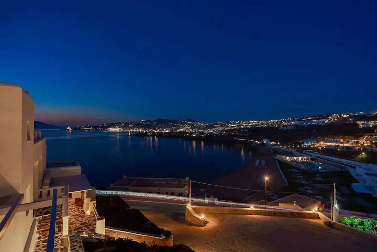 Cape Mykonos Terrasse