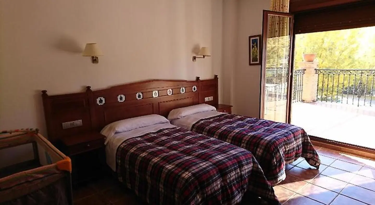 Hospedería Los Cahorros ROOM_EXAMPLE