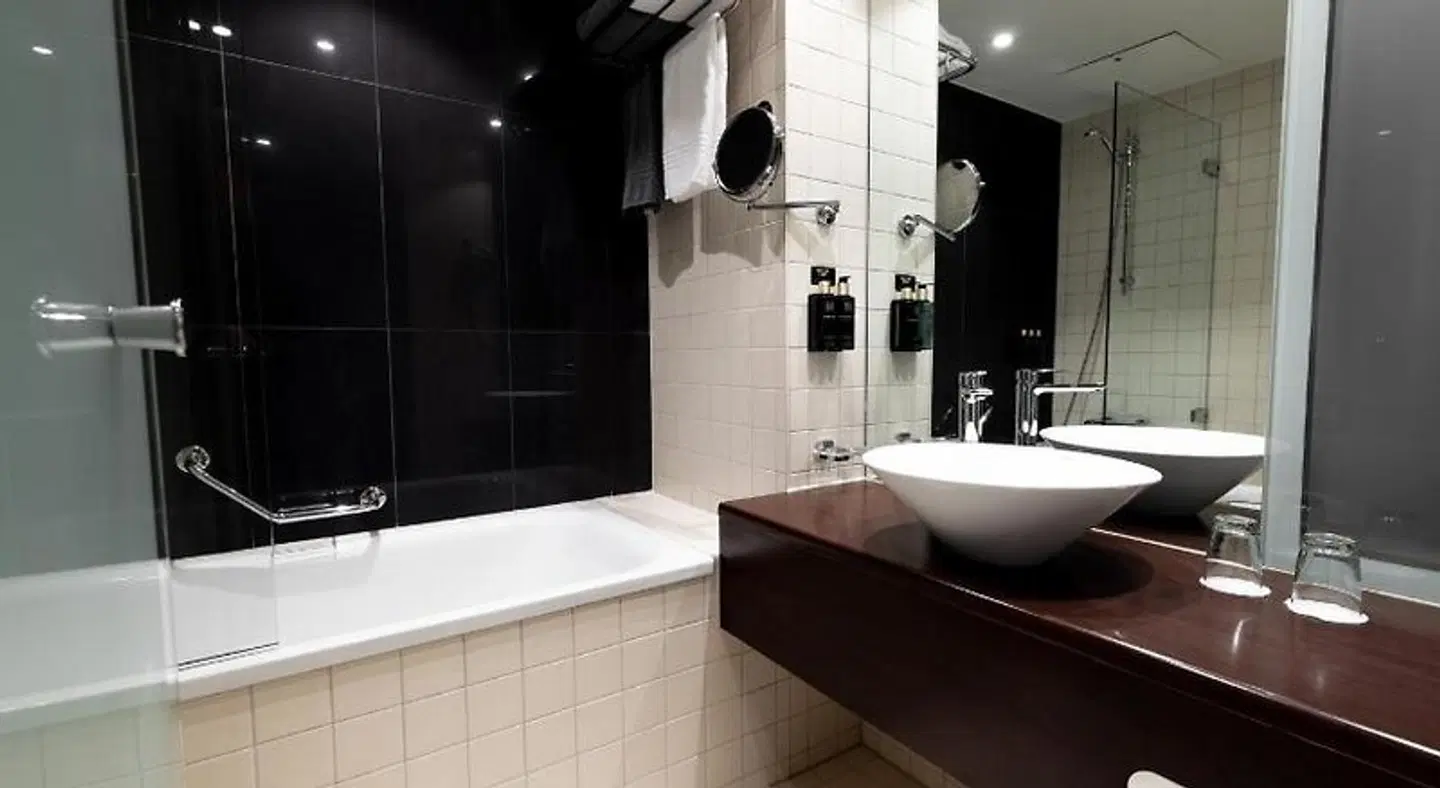 Clarion Hotel Bergen Airport Badezimmer