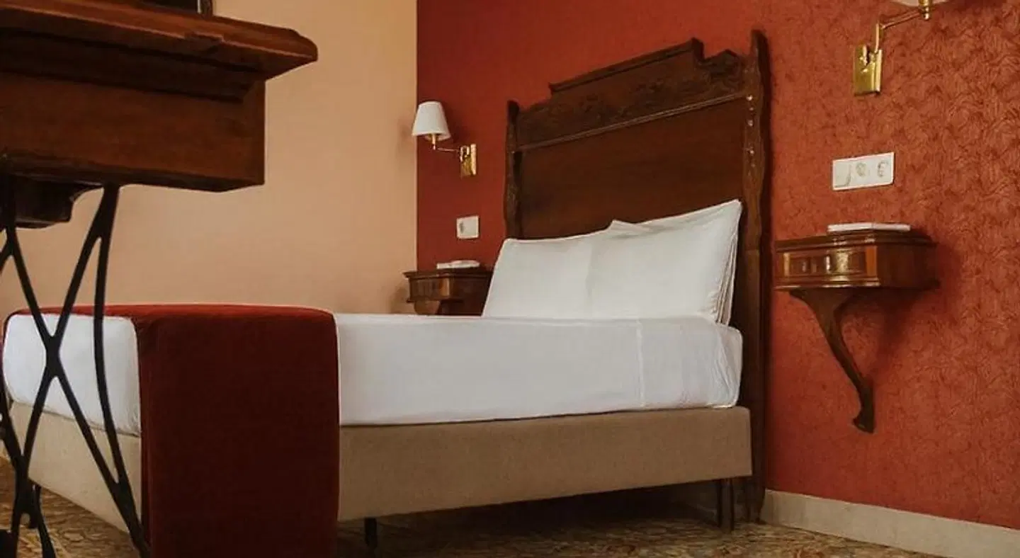 Noucentista ROOM_EXAMPLE