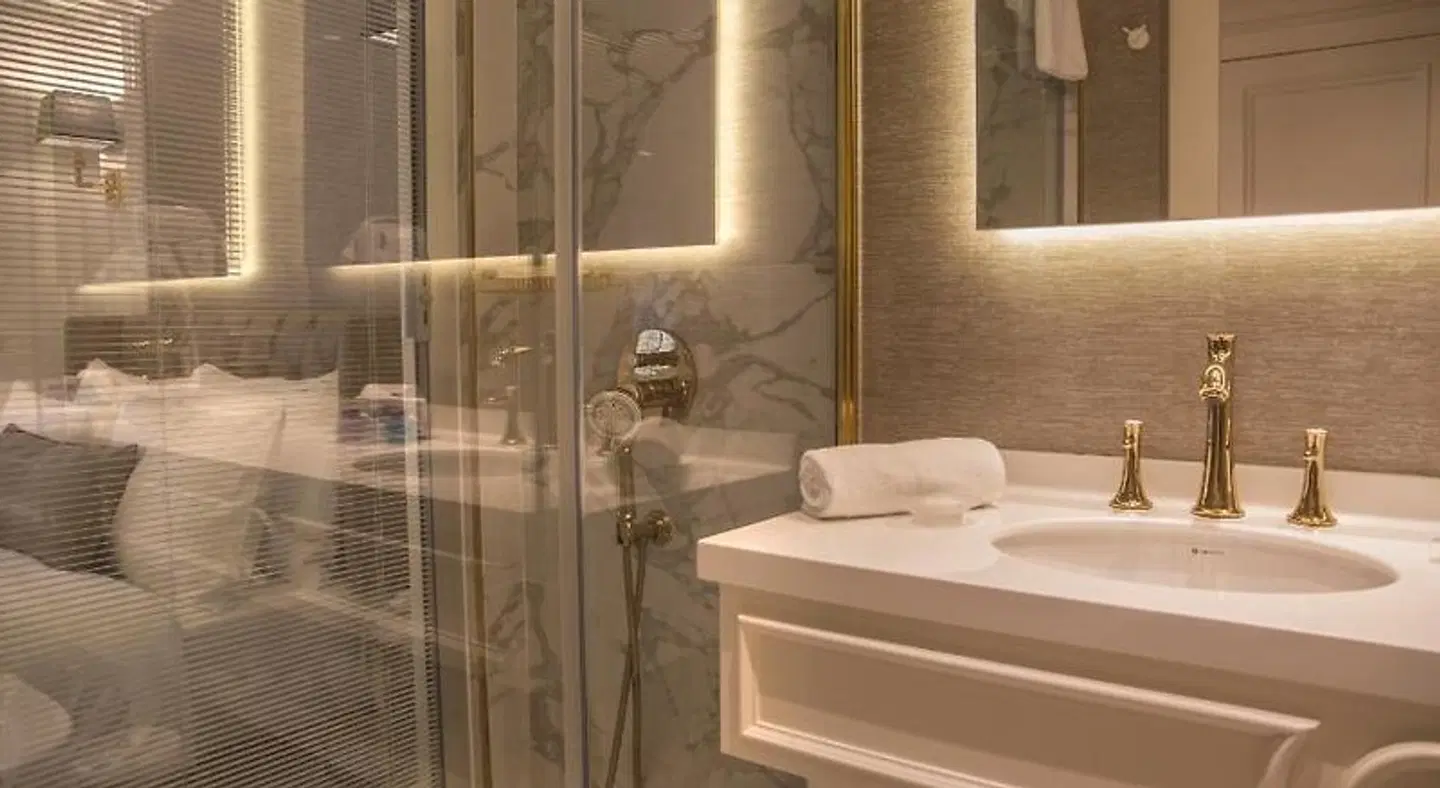 Mina Hotel Badezimmer
