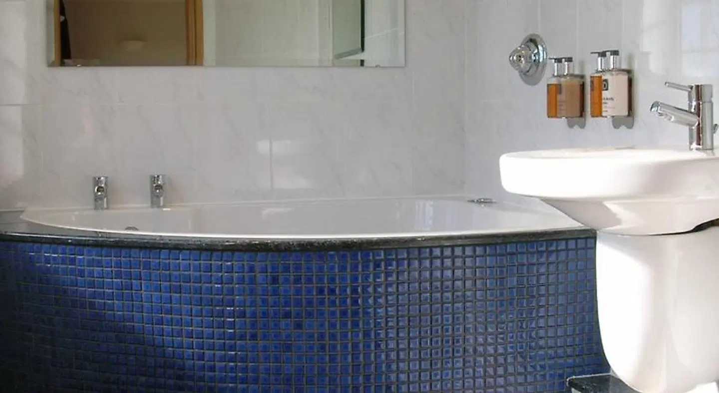 The Wharf House Restaurant with Rooms Badezimmer
